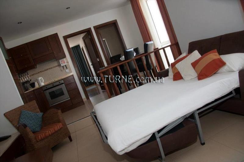 Апартаменти Club Salina Wharf Aparthotel 4*