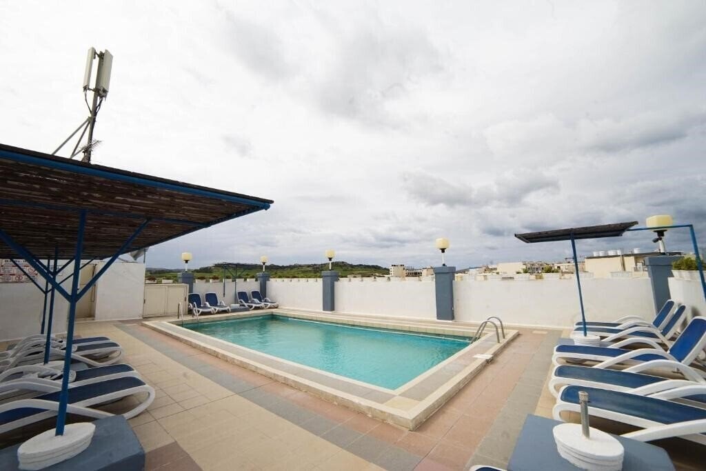 Апартаменты Coral Hotel 3*