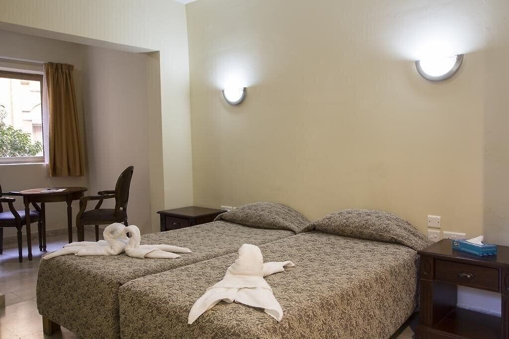 Апартаменты Bugibba 3*