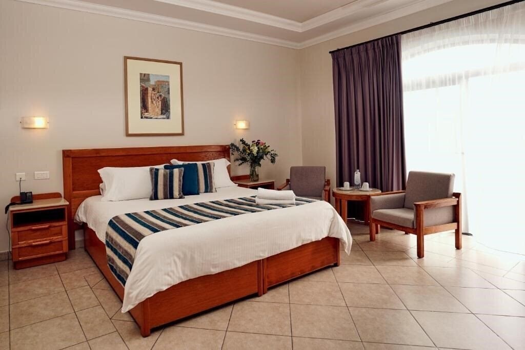 Вид Paradise Bay Resort Hotel 4*