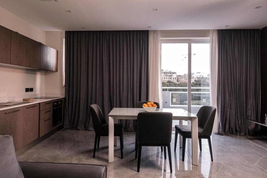 Апартаменты Urban Valley Resort 4*