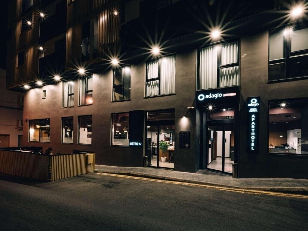 Территория Aparthotel Adagio Malta Central 4*