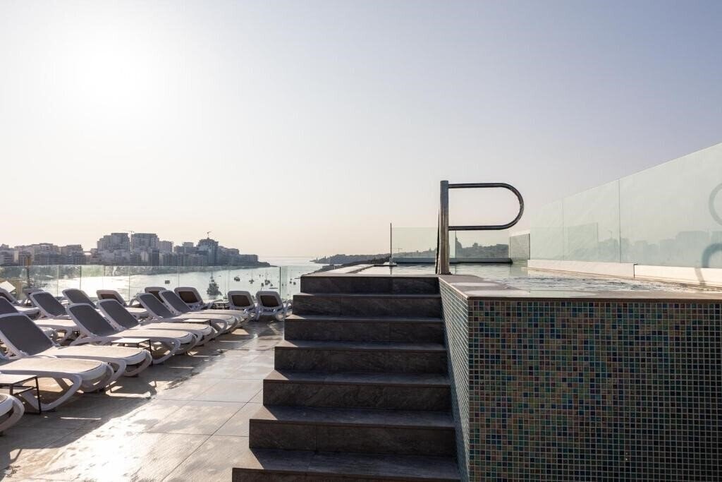 Вид Alavits Hotel by ST Hotels 3*