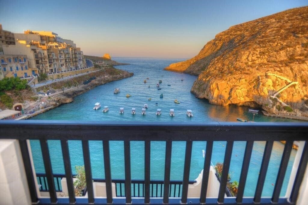 Апартаменты St. Patricks Xlendi Bay 4*
