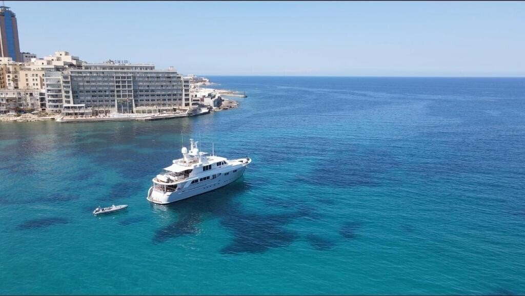 Готель Cavalieri Art Hotel 4*