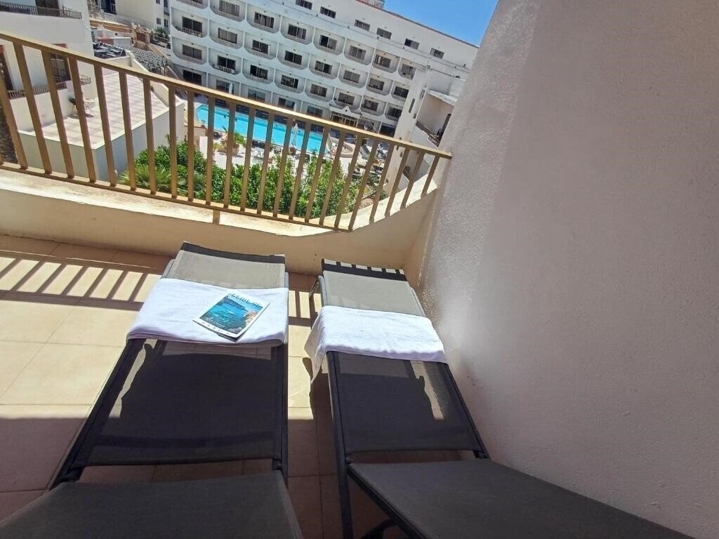 Территория San Anton Hotel & Apartments 3*