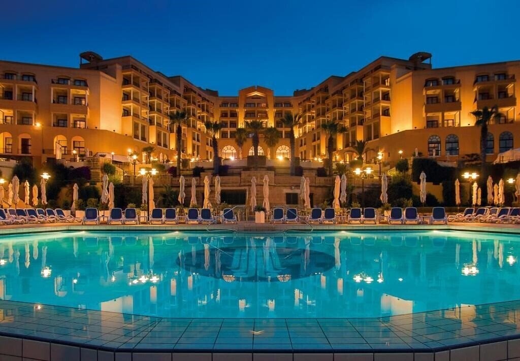 Апартаменты Corinthia Hotel St George's Bay 5*