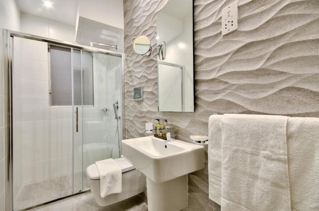 Вид Jules Suites 1*