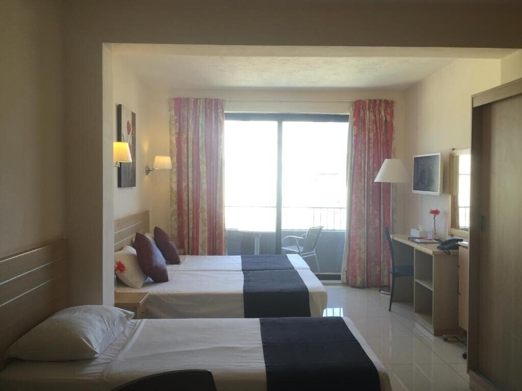 Территория Hamlet Villa 1*