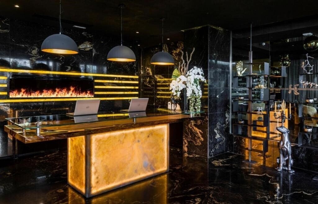 Панорама H Hotel 4*