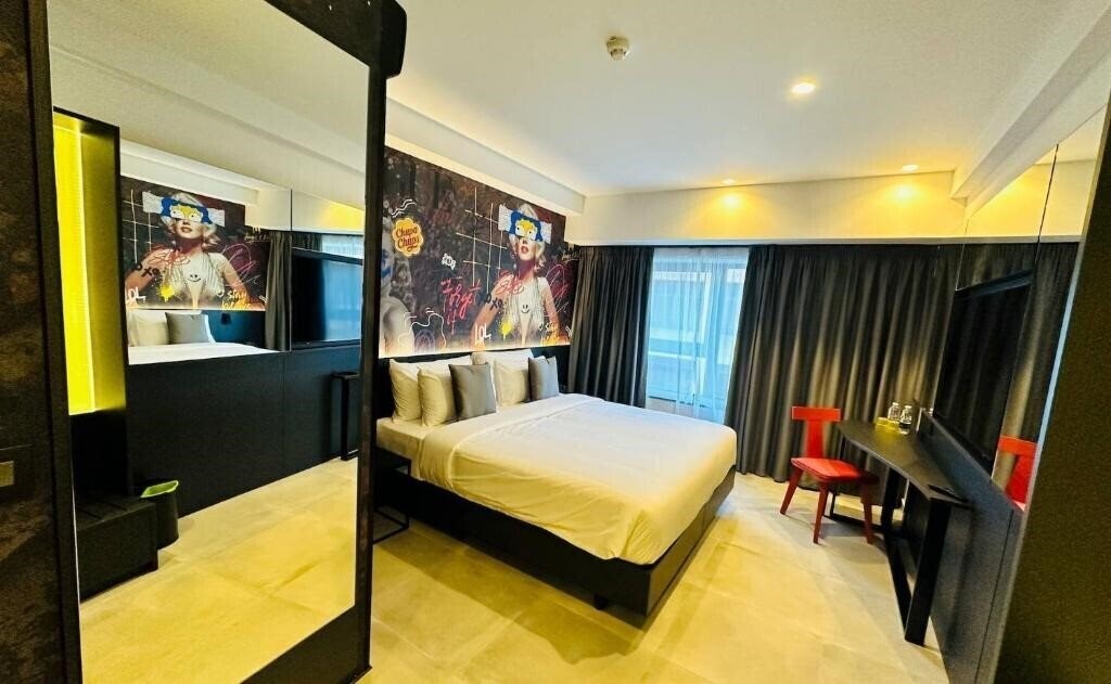 Панорама So City Hotel - Adults Only 3*