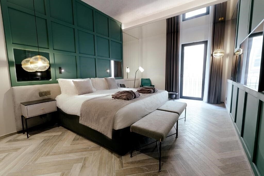 Панорама The Embassy Valletta 4*