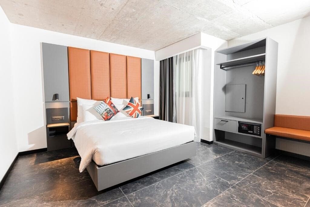 Картинка The Londoner 3*