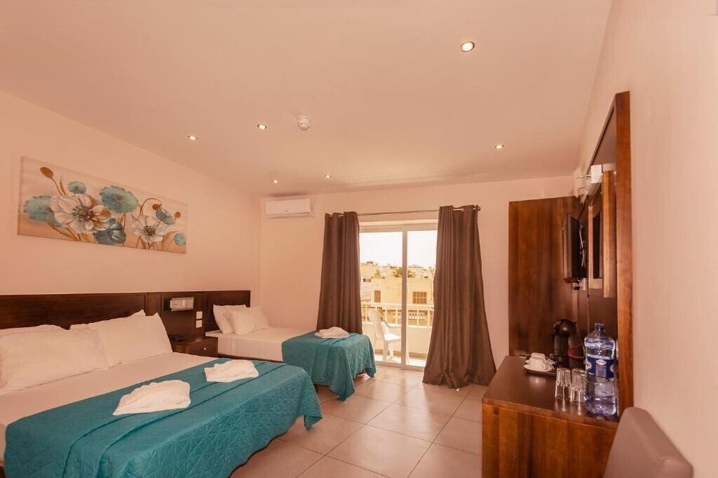 Панорама Cerviola 3*