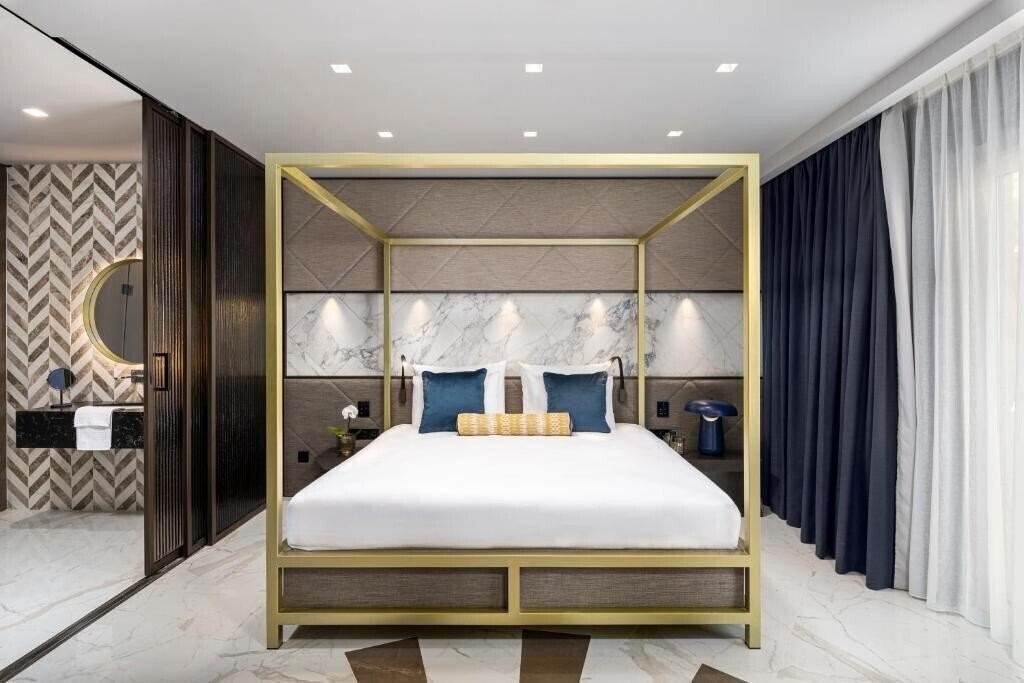 Панорама Lure 4*