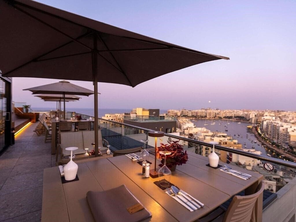 Фото Mercure St. Julian'S 4*