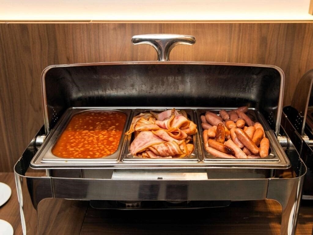 Територія Mercure St. Julian'S 4*