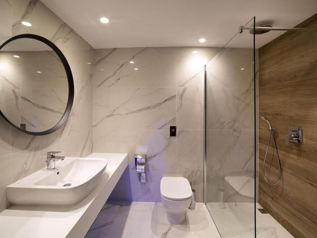 Апартаменты Mercure St. Julian'S 4*