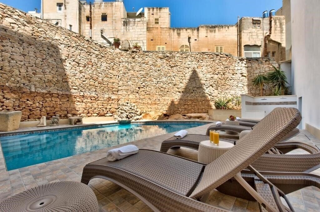 Отель Palazzo Violetta 4*