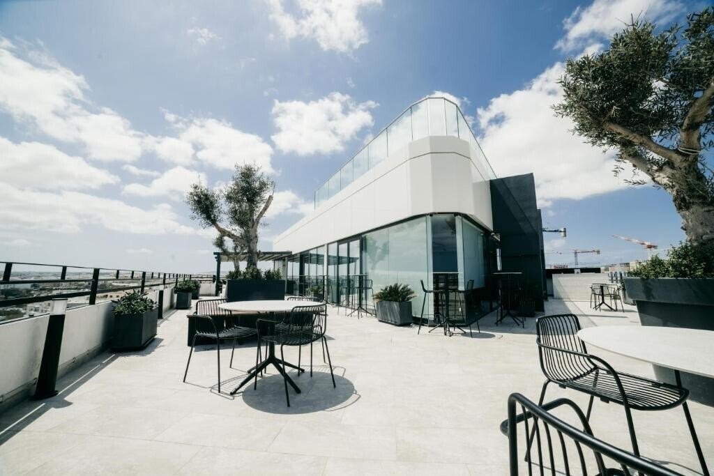 Отель Park Heights By The Warren Collection 4*