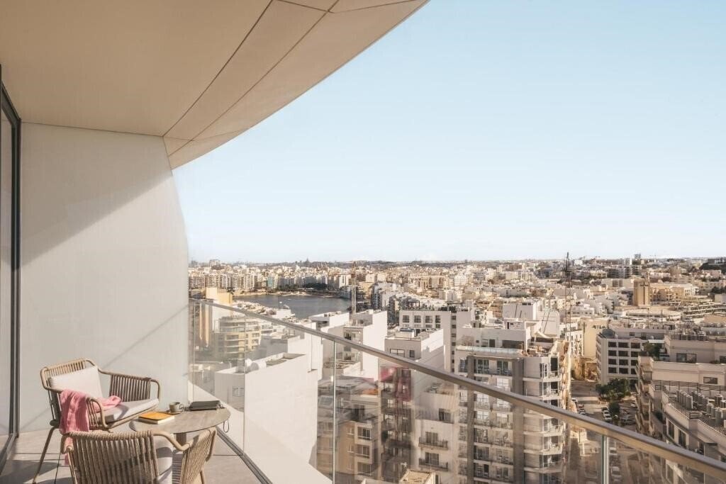 Панорама Me Malta 5*