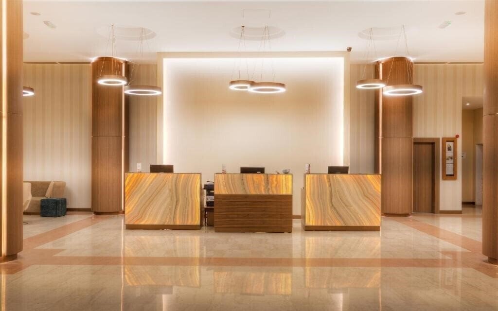 Панорама Vivaldi (ex. Golden Tulip Vivaldi) 4*