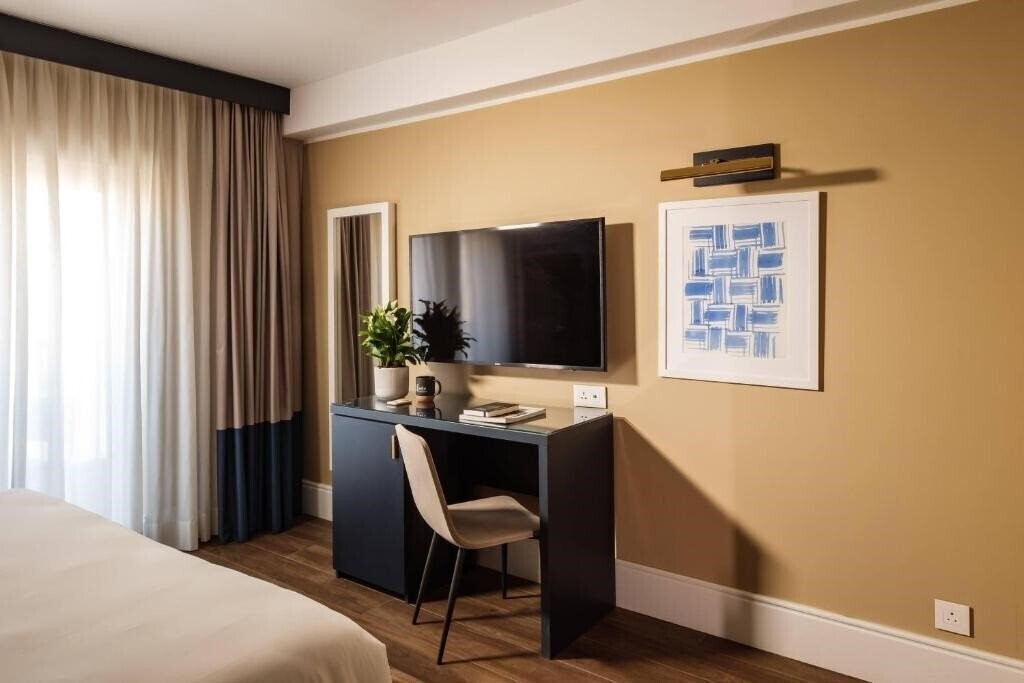 Панорама 115 The Strand Aparthotel 3*