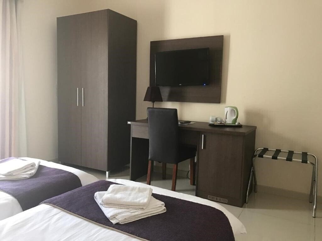 Територія The Windsor Hotel 4*