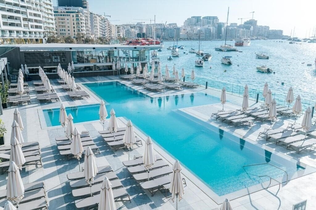 Готель St Sliema Hotel 3*