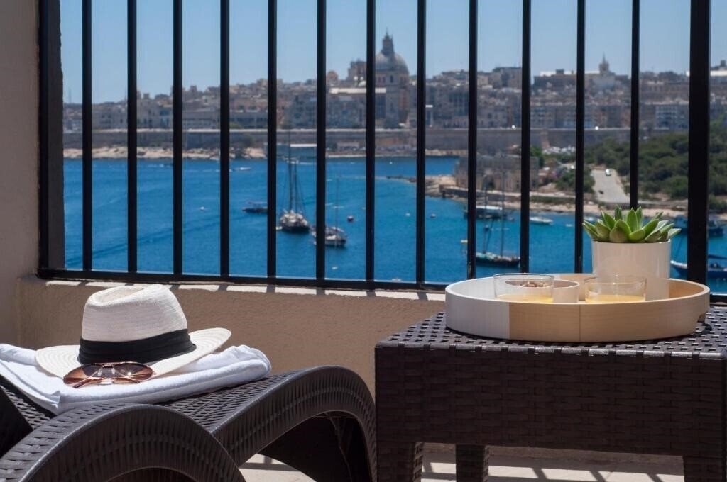 Територія St Sliema Hotel 3*