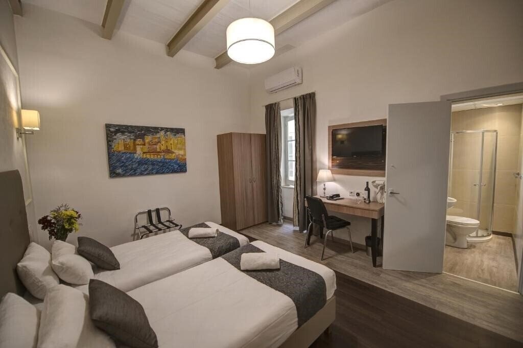 Фотография Europa Hotel 2*