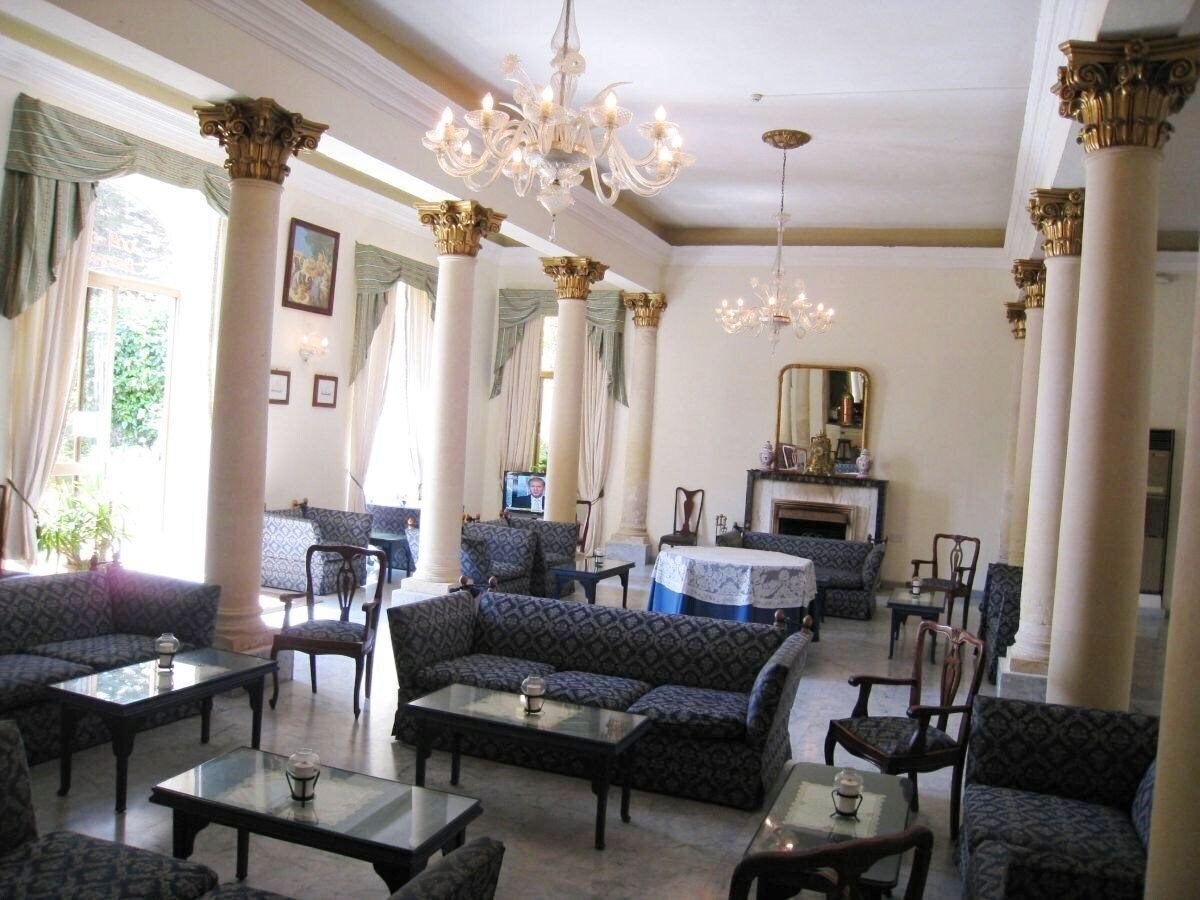 Территория Imperial Hotel 3*