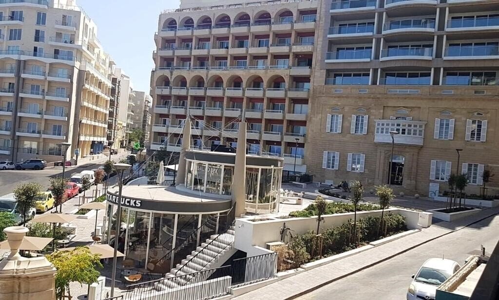 Панорама Roma Hotel Sliema 3*