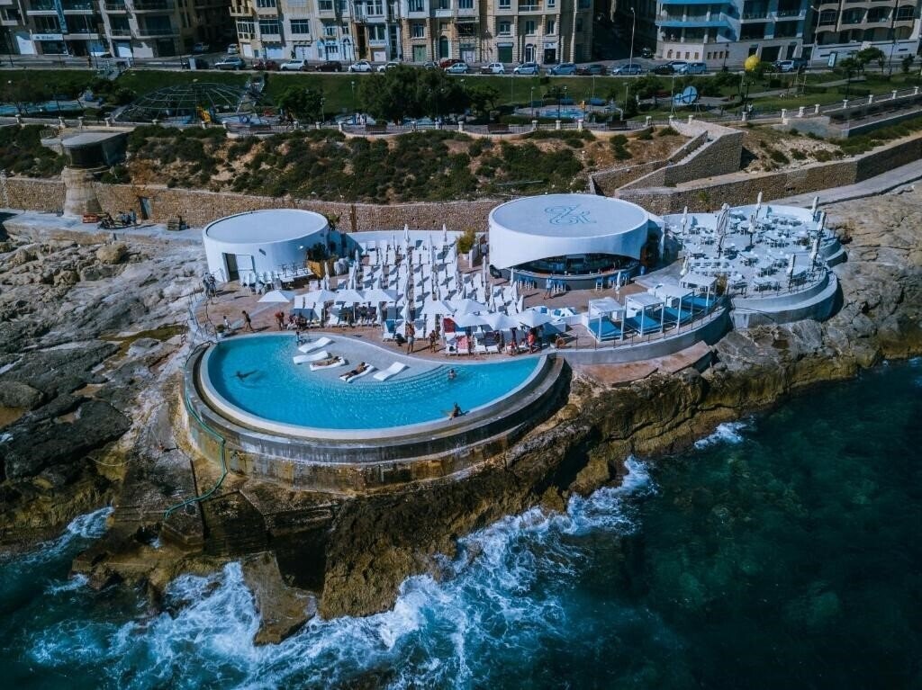 Готель Plevna Hotel 3*