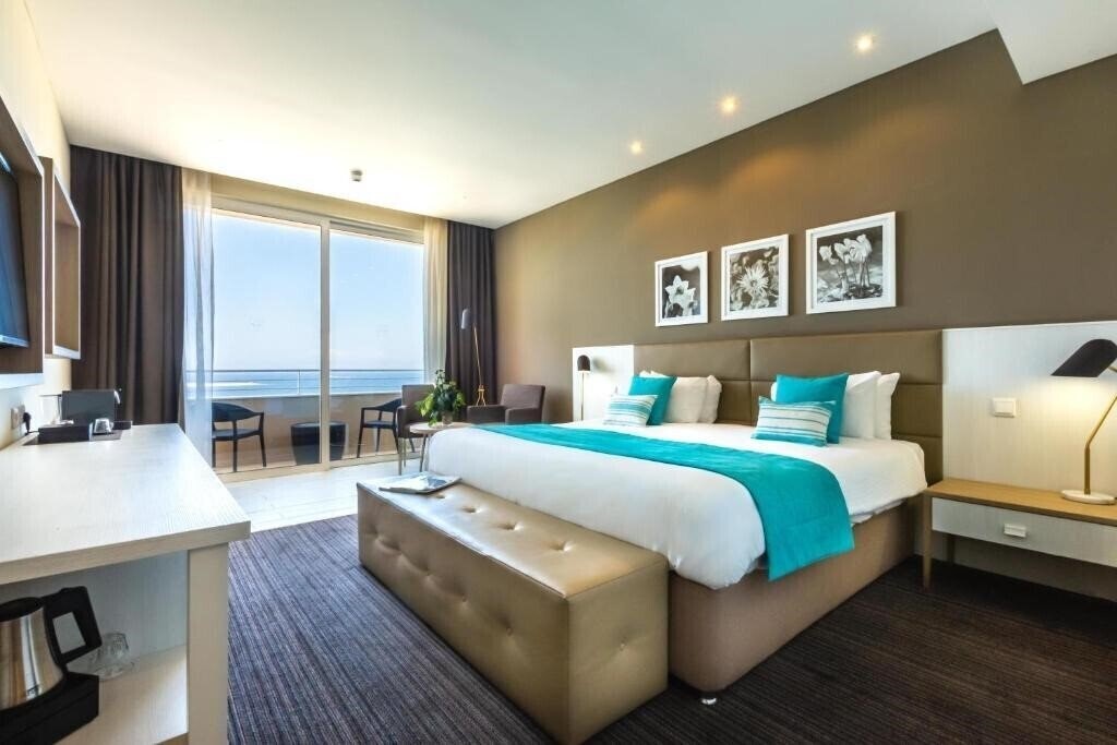 Зображення Coastline Hotel 4*