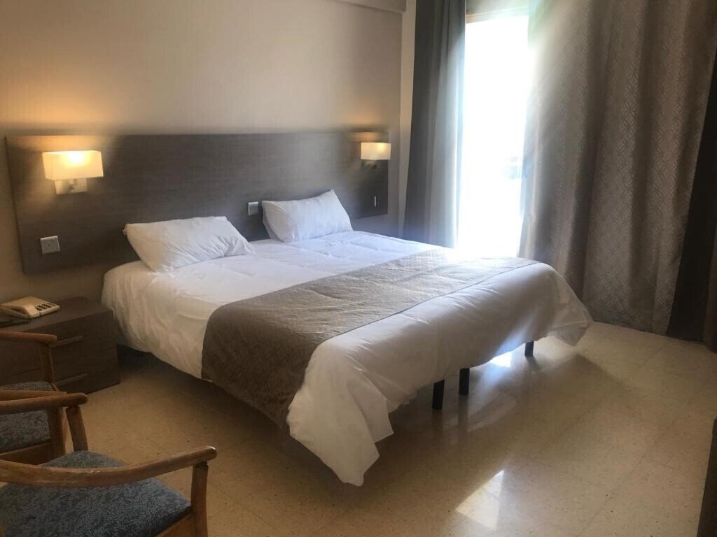Панорама Primera Hotel 3*