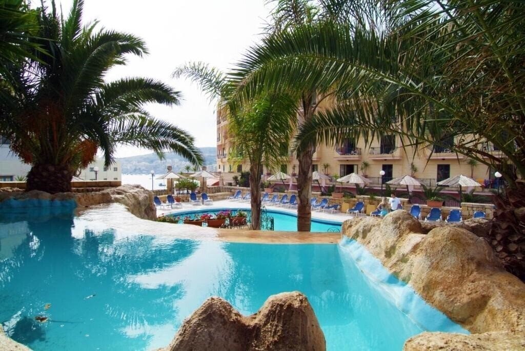 Фото Xemxija Bay Hotel (ex. Porto Azzurro Aparthotel (St. Paul'S Bay)) 3*