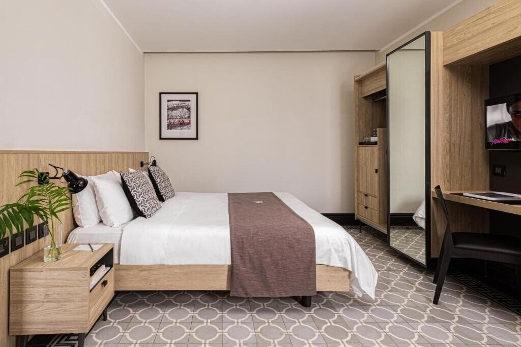 Панорама La Falconeria Hotel 4*