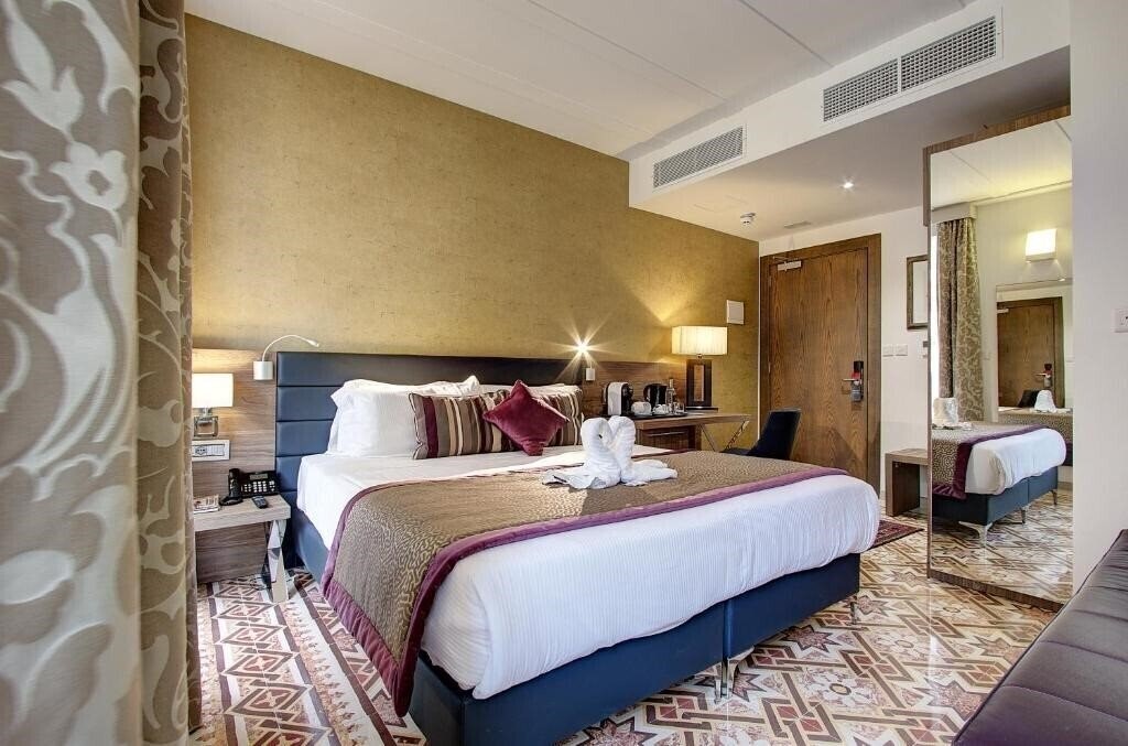 Территория Palazzo Paolina Boutique Hotel 4*
