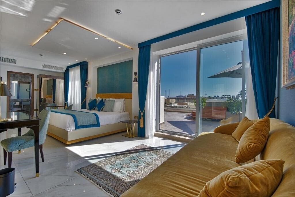 Фото Palazzo Rosaria Boutique Hotel 4*
