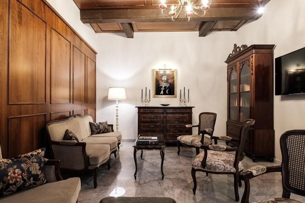 Картинка Palais Le Brun 4*