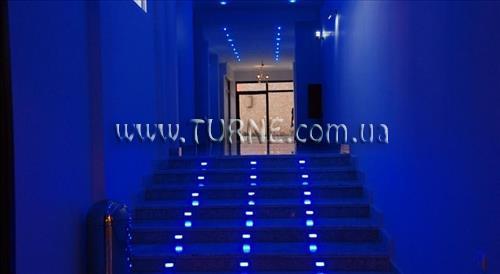 Апартаменти Omega Hotel 3*