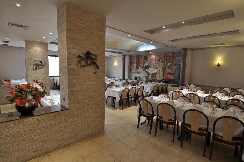 Апартаменты Wassim 4*