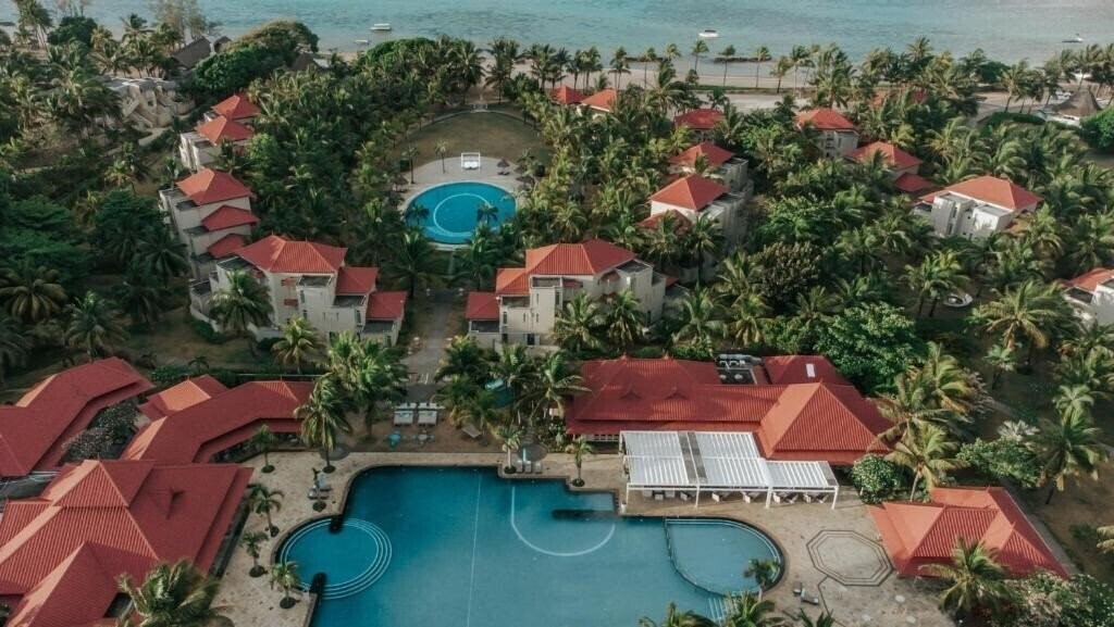 Панорама Tamassa Bel Ombre 4*