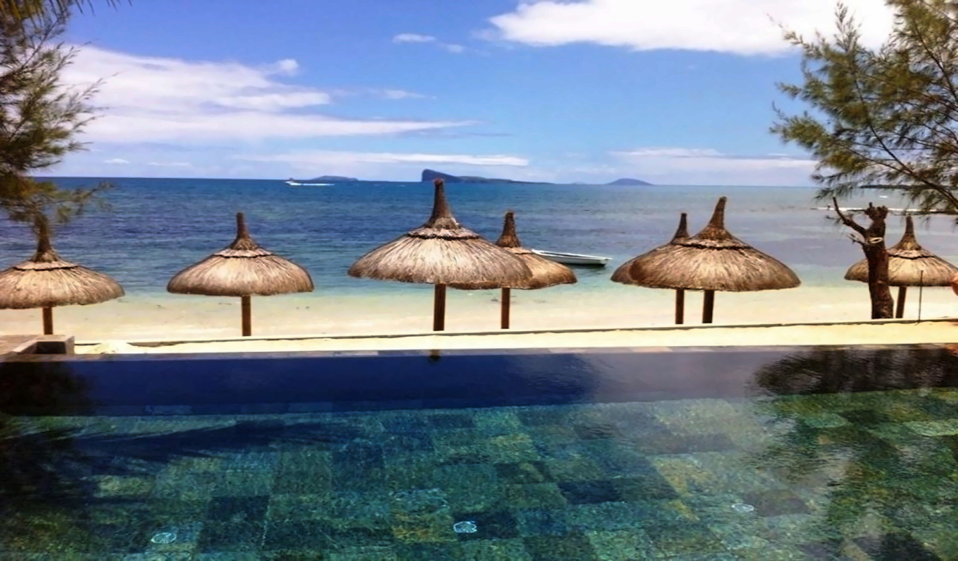 Фото Seapoint Boutique Hotel 4*