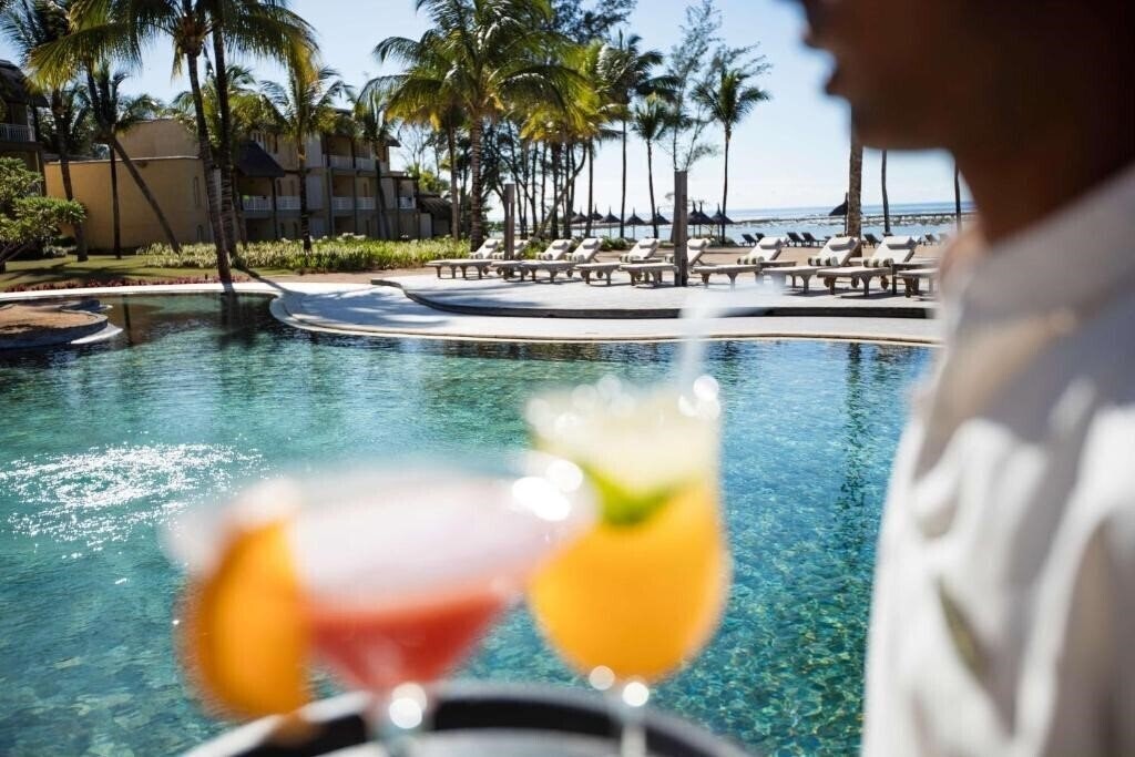 Вид Outrigger Mauritius Resort & SPA 5*