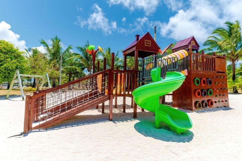 Картинка Maritim Crystals Beach Hotel 4*