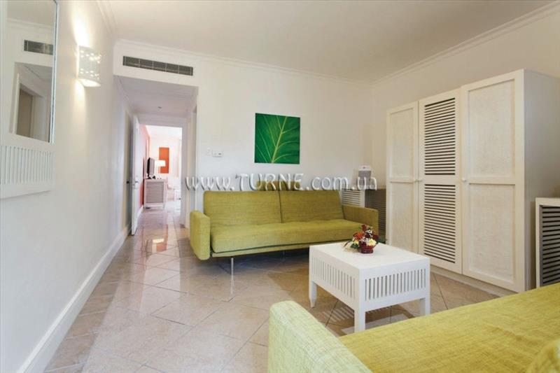 Территория Riu Coral 4*