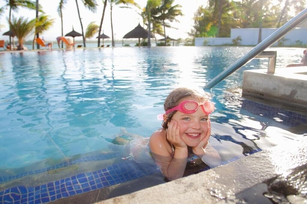 Вид Jalsa Beach Hotel & SPA Mauritus 4*