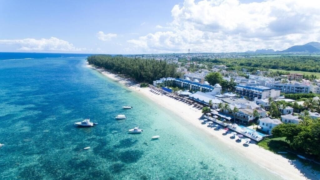 Панорама Pearle Beach Resort 3*